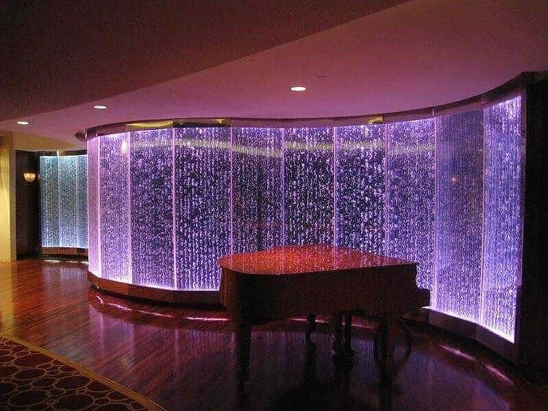 Vertical-Chamber-Bubble-Wall-at-Grand-Hyatt-Cairo-Egypt-1