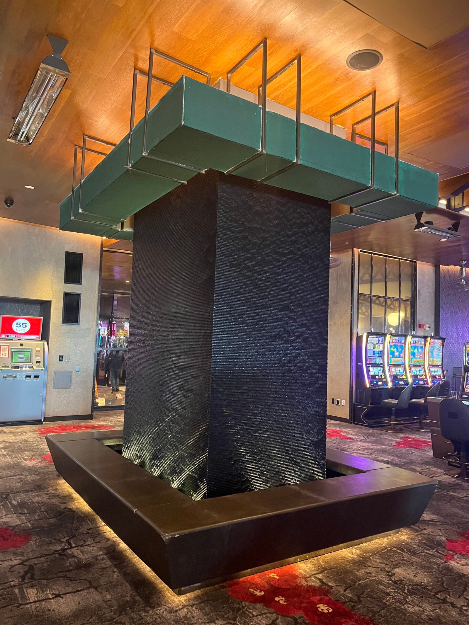 Black scored acrylic water wall 4 sided rectangle at maryland live casino hotel 3 2 scaled